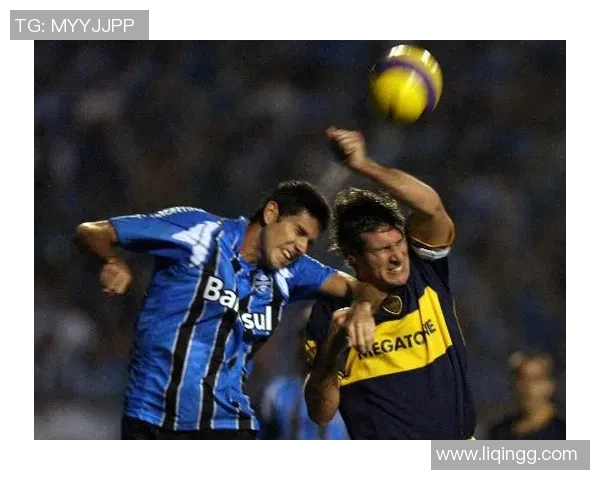 南美杯帕尔梅拉斯队新援首秀破门球迷欢呼